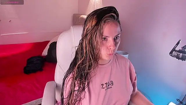 Snapshot of brandy_sweet_ chatting on March 18, 12:28 pm brandy sweet online show from March 18, 12:28 pm