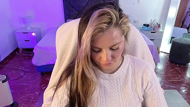 brandy sweet  online show from December 3, 4:24 am