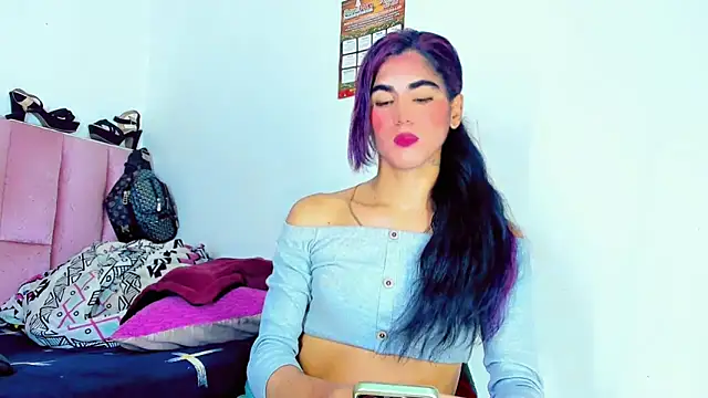 Snapshot of hannabigdirty chatting on March 7, 10:10 pm hannabigdirty online show from March 7, 10:10 pm