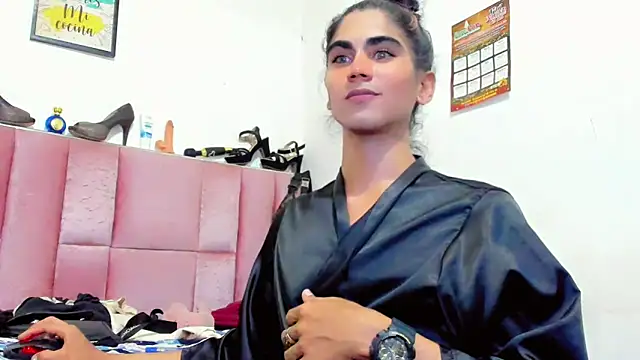 Snapshot of hannabigdirty chatting on March 23, 5:54 am hannabigdirty online show from March 23, 5:54 am