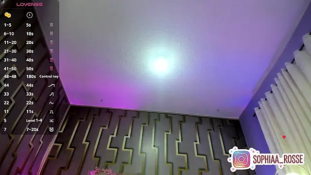 Snapshot of Deni_rose chatting on February 18, 8:05 pm Deni rose online show from February 18, 8:05 pm