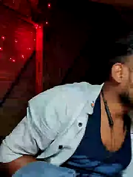 Snapshot of rayhan085 chatting on February 15, 2:55 pm rayhan085 online show from February 15, 2:55 pm