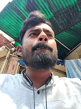 Snapshot of rayhan085 chatting on March 8, 8:33 am rayhan085 online show from March 8, 8:33 am