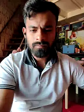 Snapshot of rayhan085 chatting on March 3, 7:24 am rayhan085 online show from March 3, 7:24 am