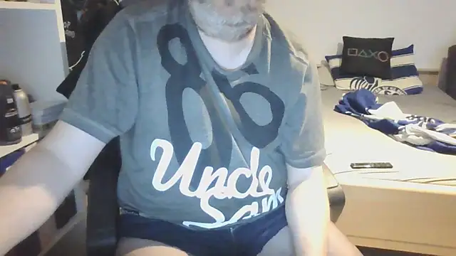 ShyBoy1982 online show from June 7, 1:11 am