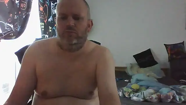 ShyBoy1982 online show from May 10, 1:14 pm