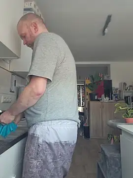 ShyBoy1982 online show from May 28, 8:55 am