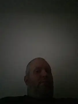 ShyBoy1982 online show from May 3, 6:22 pm