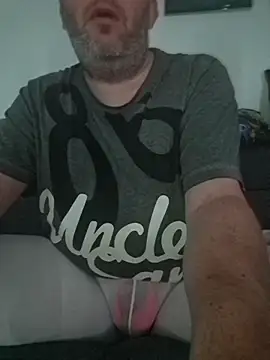 ShyBoy1982 online show from November 9, 7:40 pm