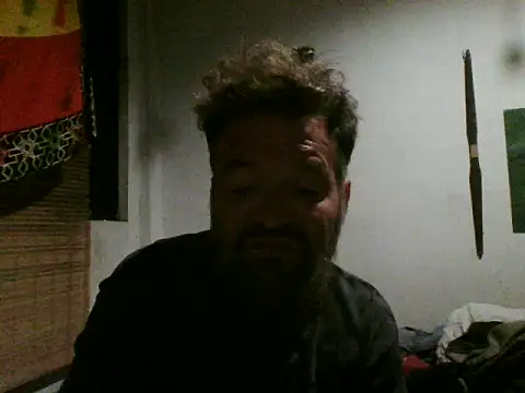 Snapshot of LECHEBALLS chatting on May 3, 3:22 am LECHEBALLS online show from May 3, 3:22 am