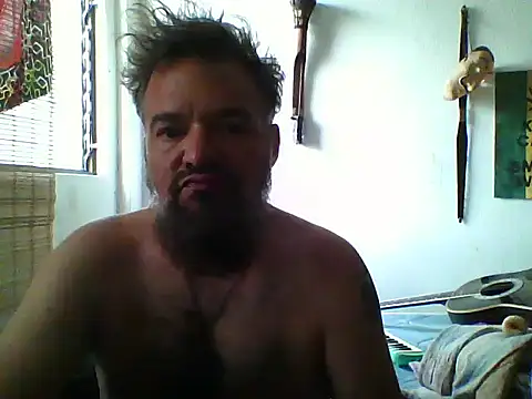 Snapshot of LECHEBALLS chatting on November 11, 8:25 pm LECHEBALLS online show from November 11, 8:25 pm