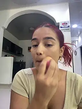 Snapshot of Ari_Baker chatting on September 10, 7:24 pm Ari Baker online show from September 10, 7:24 pm