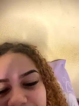 Lolacavalona online show from September 19, 5:06 pm