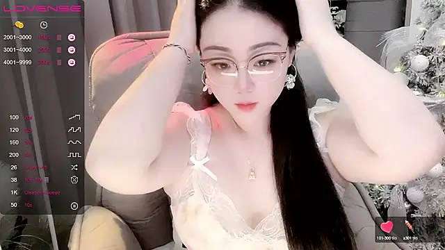 Snapshot of Monica-888 chatting on October 4, 6:04 am Monica-888 online show from October 4, 6:04 am