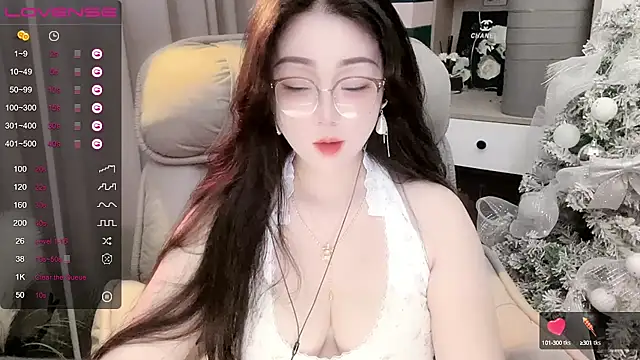 Snapshot of Monica-888 chatting on September 19, 6:23 pm Monica-888 online show from September 19, 6:23 pm