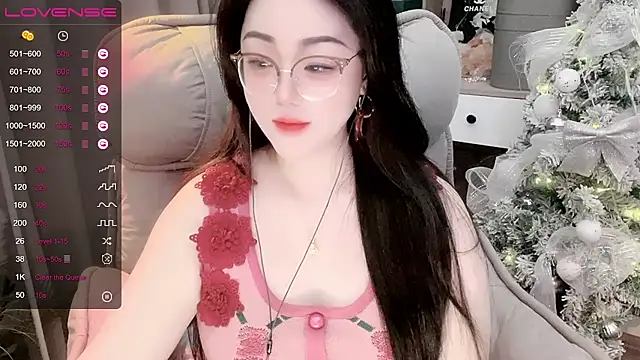 Snapshot of Monica-888 chatting on October 18, 5:48 pm Monica-888 online show from October 18, 5:48 pm