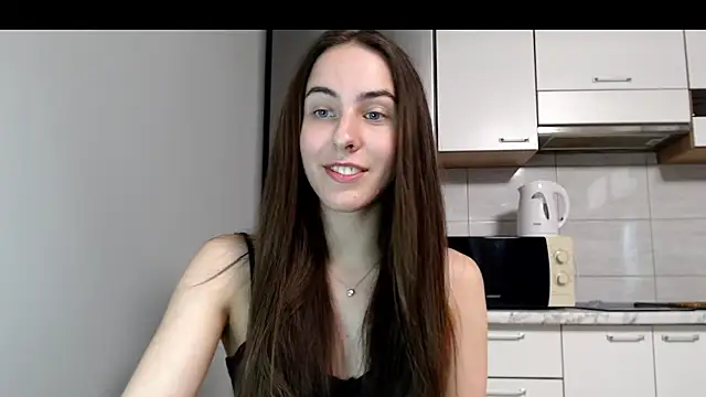 Snapshot of SierraSky_ chatting on June 8, 5:24 pm SierraSky online show from June 8, 5:24 pm