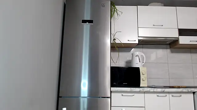 SierraSky  online show from February 19, 6:05 pm