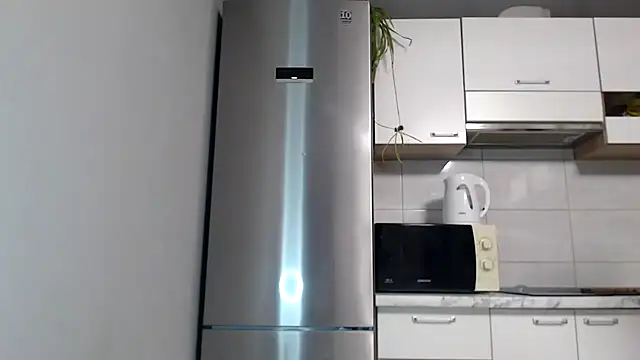 SierraSky  online show from March 7, 6:24 pm