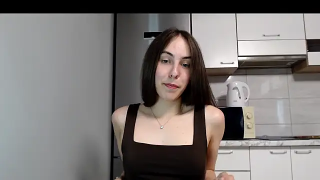 Snapshot of SierraSky_ chatting on June 25, 5:29 pm SierraSky online show from June 25, 5:29 pm