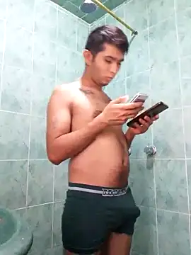 Snapshot of jperezofficial1 chatting on March 8, 7:31 pm jperezofficial1 online show from March 8, 7:31 pm