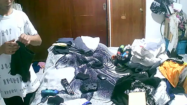 Snapshot of jperezofficial1 chatting on October 8, 4:58 am jperezofficial1 online show from October 8, 4:58 am