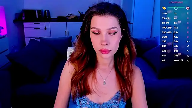 Snapshot of tenderdreams chatting on November 8, 8:23 pm tenderdreams online show from November 8, 8:23 pm