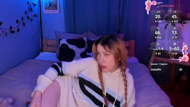tenderdreams online show from January 11, 8:10 pm