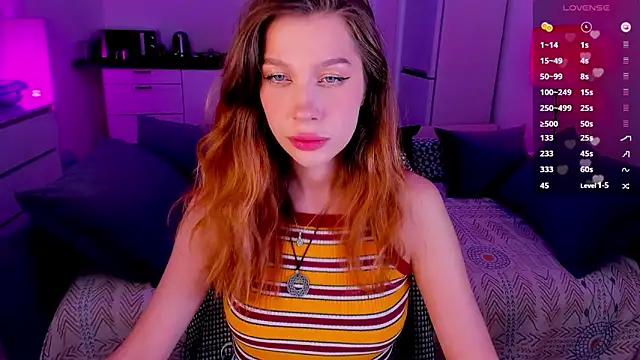 Snapshot of tenderdreams chatting on November 14, 10:57 pm tenderdreams online show from November 14, 10:57 pm