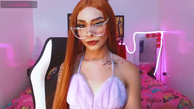 AdharaaMoon online show from November 28, 6:52 pm