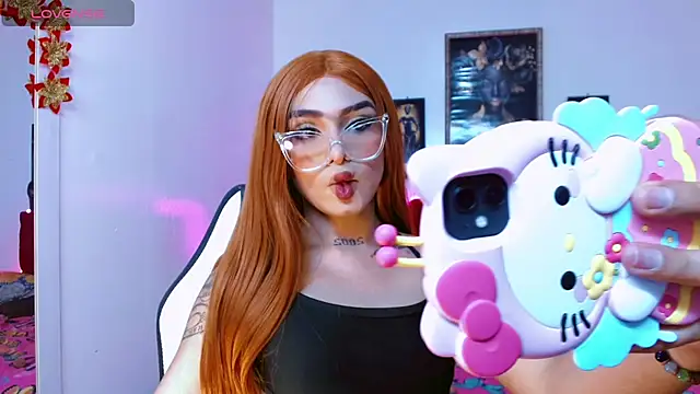 AdharaaMoon online show from November 30, 7:25 pm