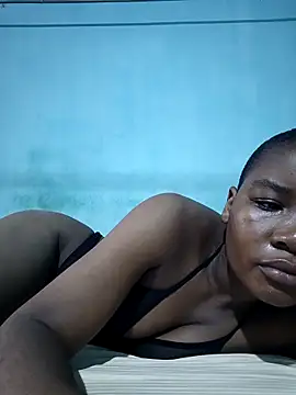 Snapshot of cocolicky chatting on February 3, 6:40 am cocolicky online show from February 3, 6:40 am