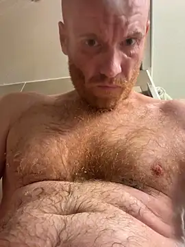 DaddysLilPuppet online show from April 16, 2:34 am