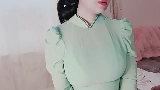 Snapshot of Verity-Y chatting on September 10, 4:55 am Verity-Y online show from September 10, 4:55 am