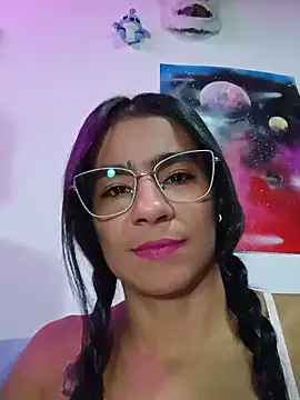 Leslly  online show from May 29, 12:11 pm