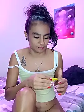 Snapshot of Leslly_ chatting on March 4, 11:19 am Leslly online show from March 4, 11:19 am