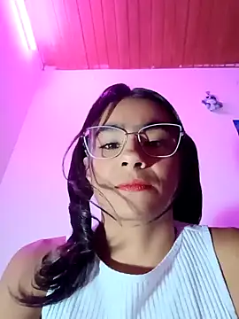 Leslly  online show from February 2, 10:58 am