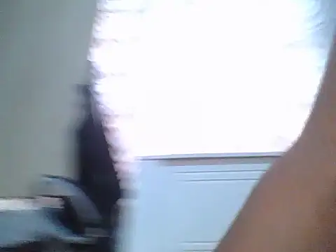 reeceg2 online show from October 31, 4:31 am