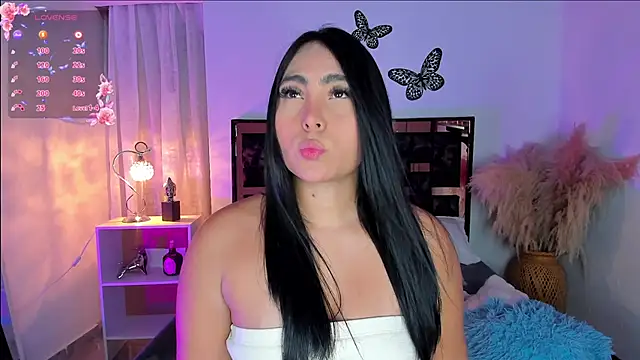 Snapshot of Sarahballiston_ chatting on March 11, 12:22 am Sarahballiston online show from March 11, 12:22 am