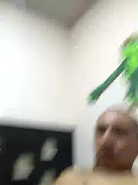 Snapshot of notid chatting on October 18, 8:00 pm notid online show from October 18, 8:00 pm