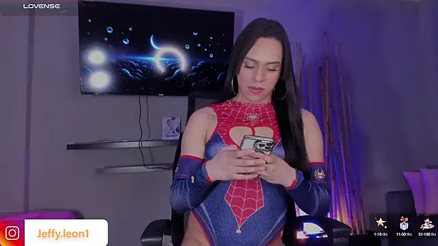 Snapshot of danna_v chatting on September 20, 3:33 am danna v online show from September 20, 3:33 am