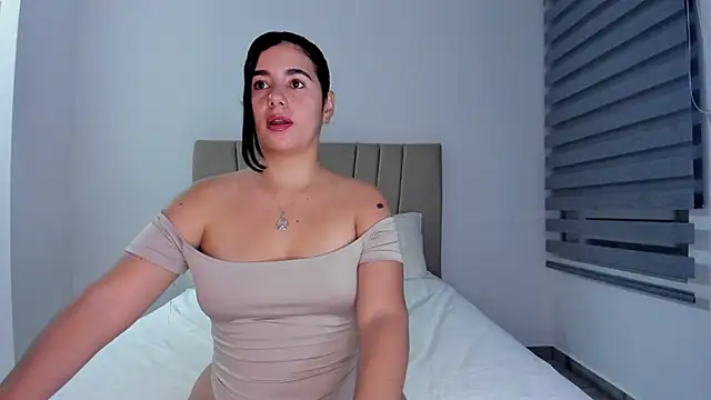 Natasha-28 online show from April 2, 2:08 am