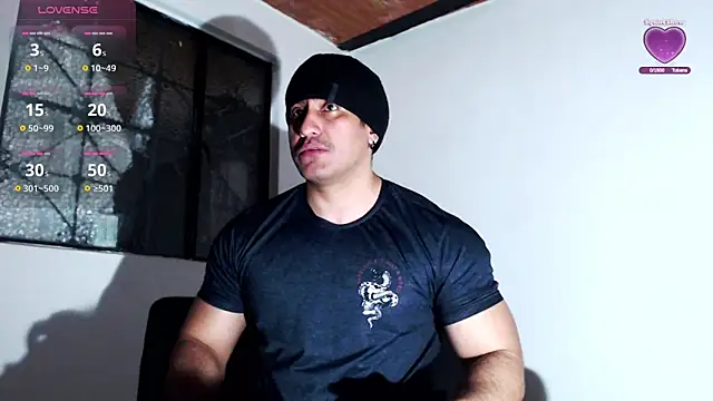 Snapshot of willian_m777 chatting on June 18, 4:11 am willian m777 online show from June 18, 4:11 am