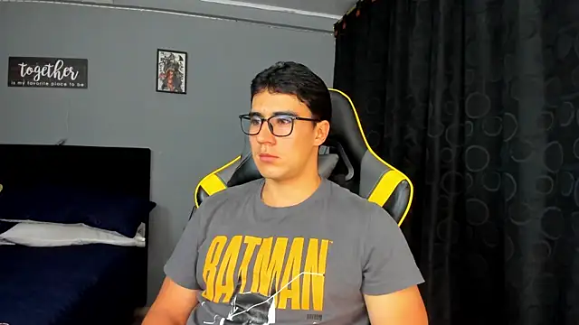 owengray2n online show from September 29, 1:12 am