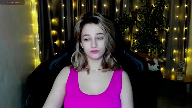 Snapshot of Sinty_Noria chatting on March 5, 1:10 am Sinty Noria online show from March 5, 1:10 am
