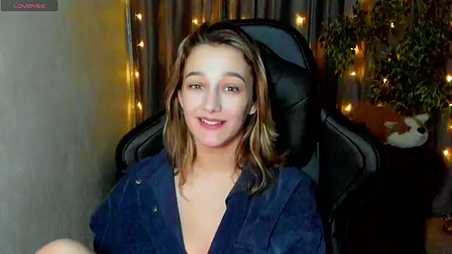 Snapshot of Sinty_Noria chatting on February 18, 7:21 am Sinty Noria online show from February 18, 7:21 am