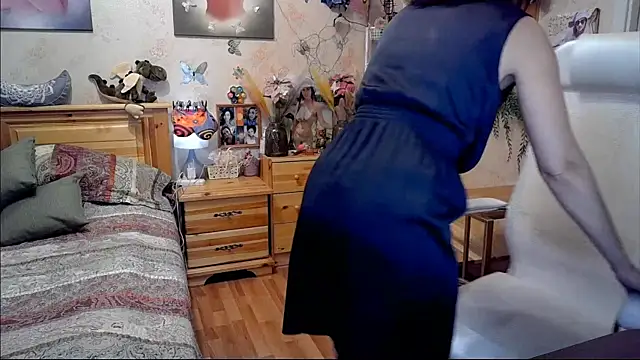 Snapshot of Kendra_Mom chatting on December 5, 11:55 am Kendra Mom online show from December 5, 11:55 am