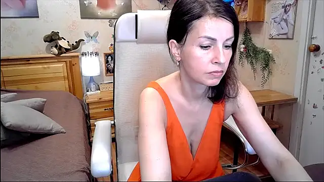 Kendra Mom online show from May 18, 10:09 am