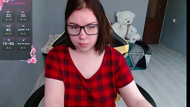 Emily Amorre online show from September 25, 1:11 am