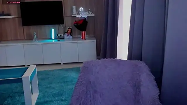 K chic online show from September 10, 10:58 am